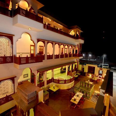 Hotel Harasar Haveli Биканер Экстерьер фото