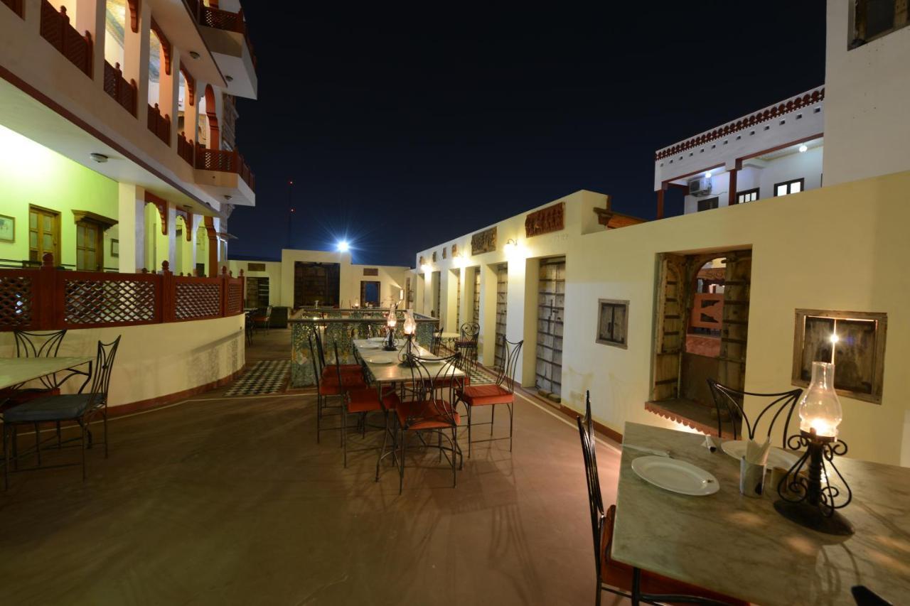 Hotel Harasar Haveli Биканер Экстерьер фото