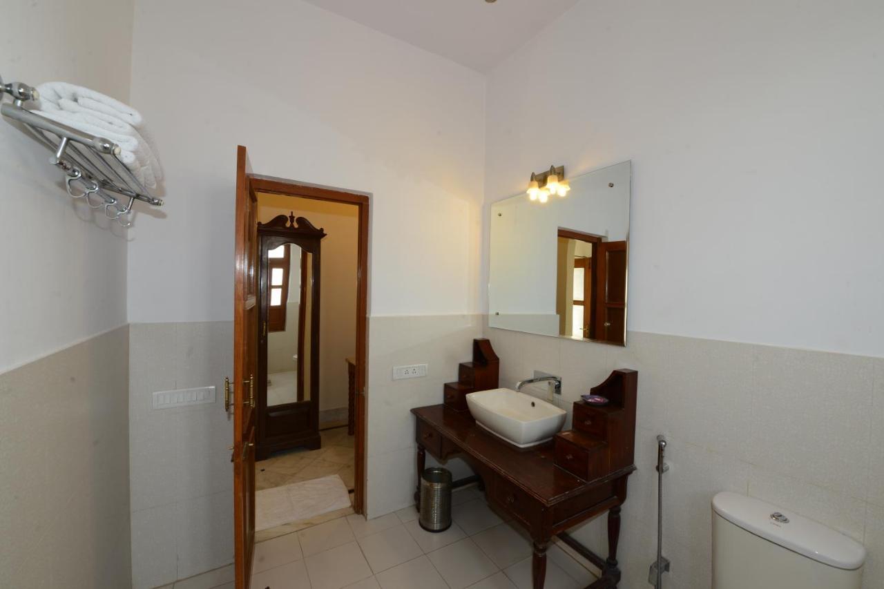 Hotel Harasar Haveli Биканер Экстерьер фото